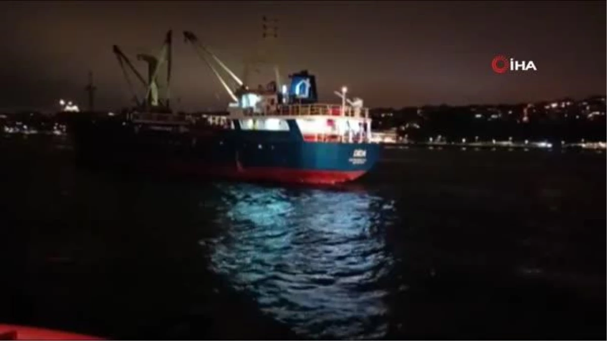 İstanbul Boğazı’nda kuru yük gemisi makine arızası yaptı