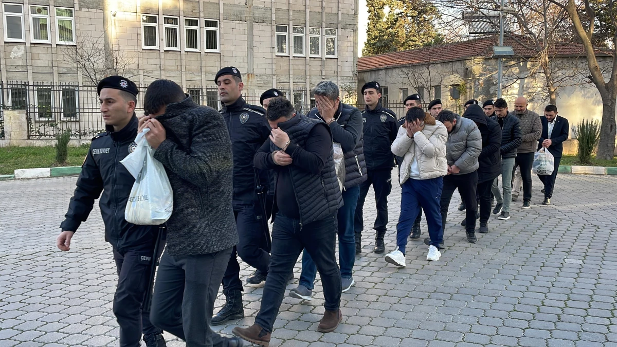 Samsun'da rüşvet operasyonunda yakalanan 13 şüpheliden 4'ü tutuklandı