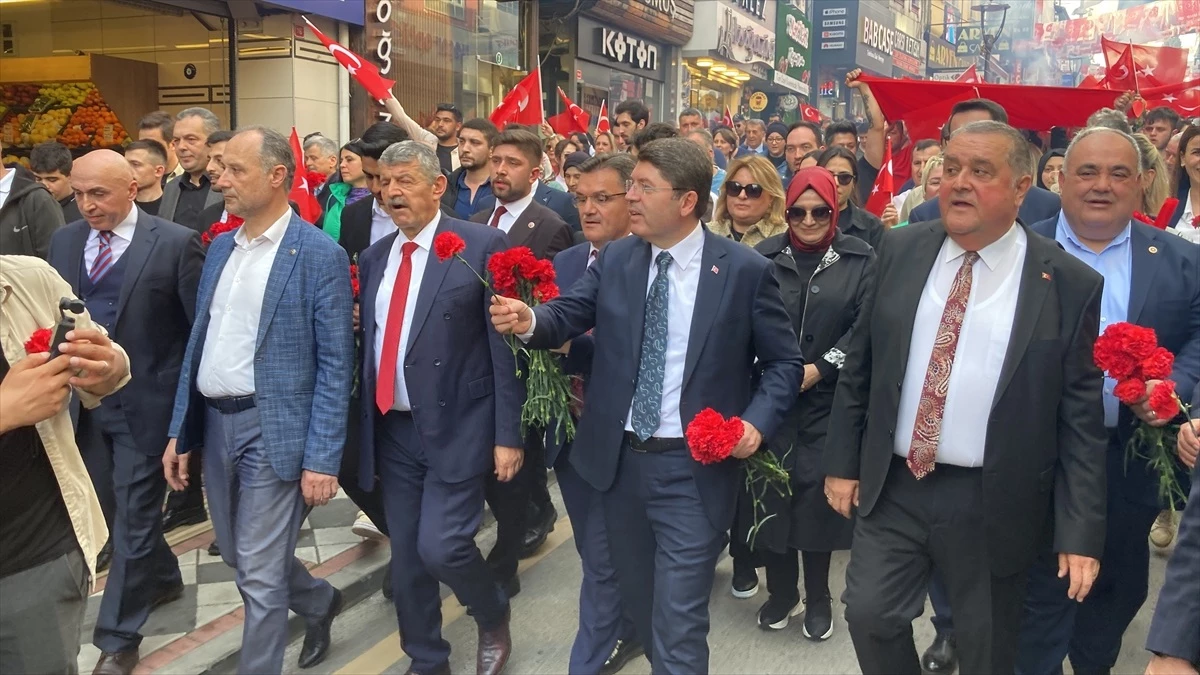Adalet Bakanı Tunç, Bartın'da "Sevgi Yürüyüşü"ne katıldı Açıklaması
