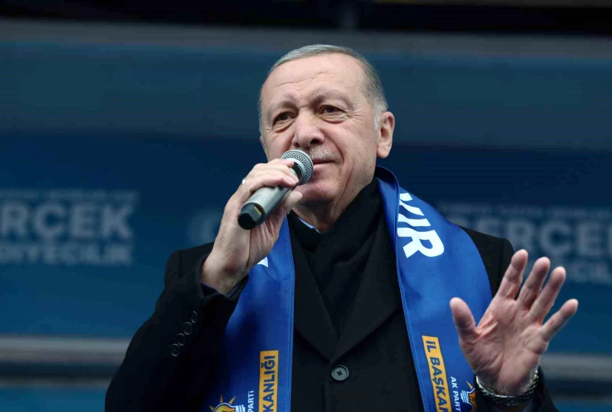 Cumhurbaşkanı Erdoğan: CHP, İstanbul’da marjinal ideolojilere destek veriyor
