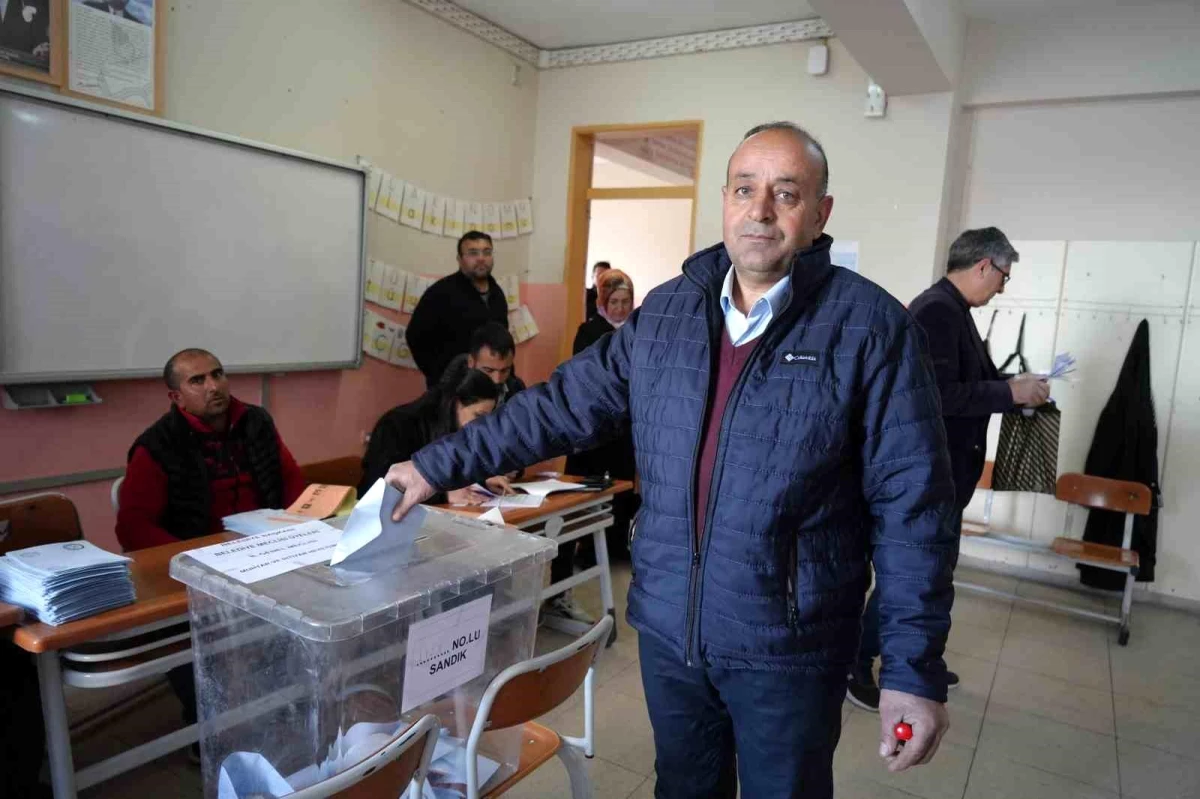 Iğdır’da Mahalli İdareler Genel Seçimleri için oy verme işlemi başladı