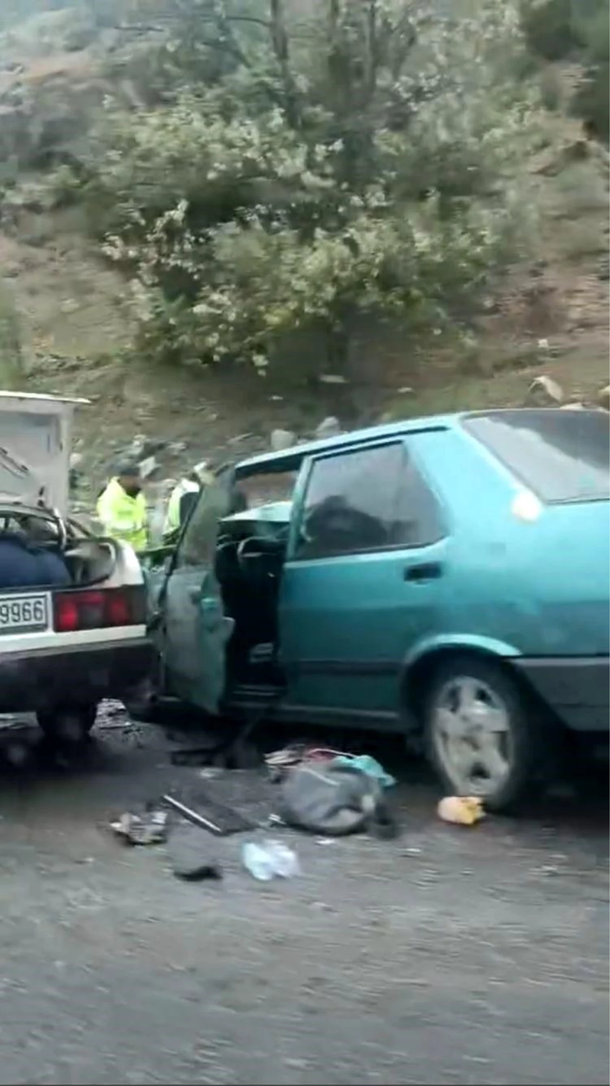 Antalya-Isparta yolunda 4. kaza: 4 kişi yaralandı