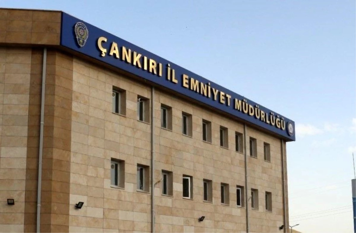 Çankırı'da yapılan denetimlerde 52 şahıs ve 1 düzensiz göçmen yakalandı