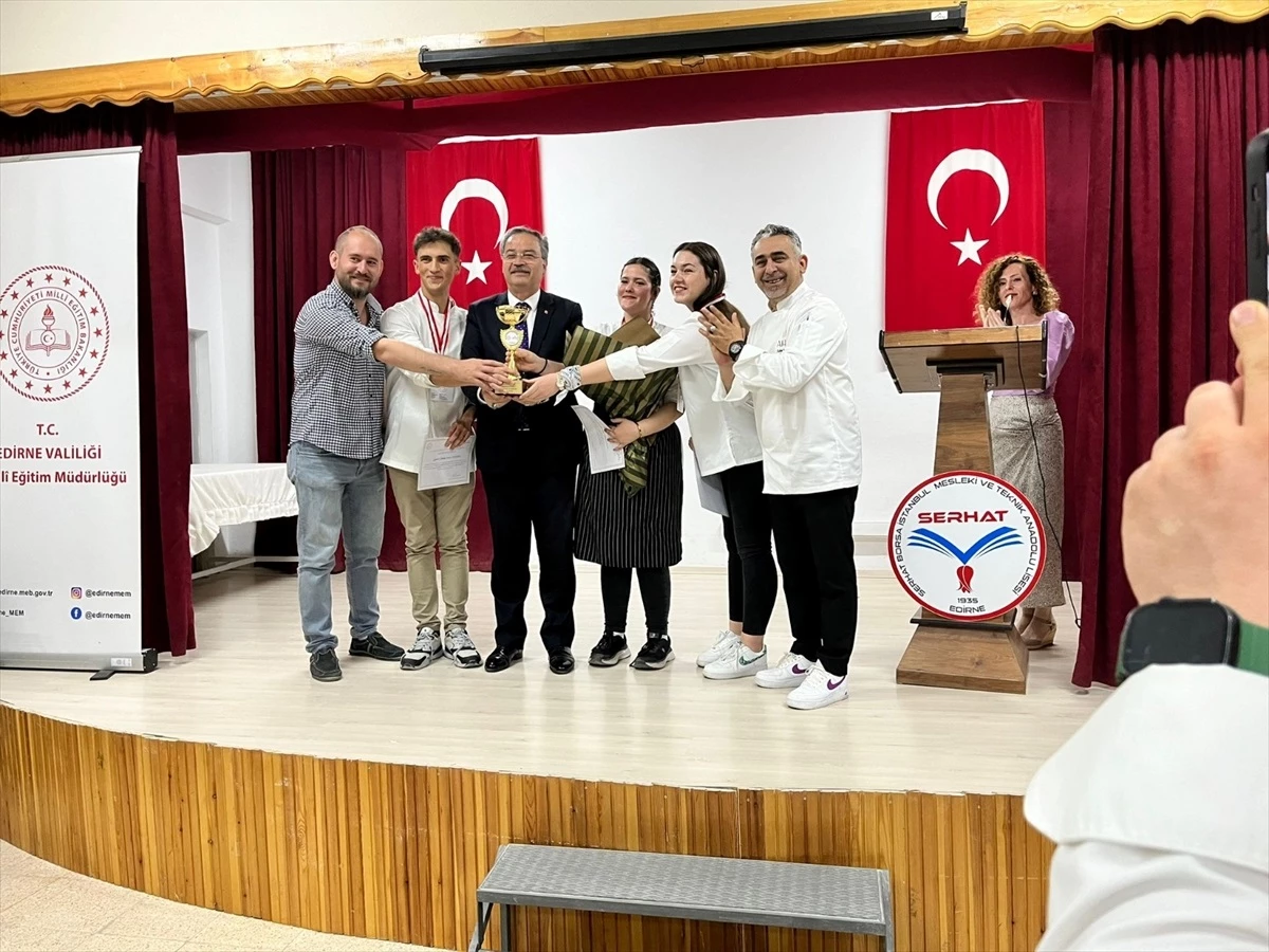 Edirne Serhat Borsa İstanbul Mesleki ve Teknik Anadolu Lisesi'nde Gastronomi ve Yemek Yarışması Düzenlendi