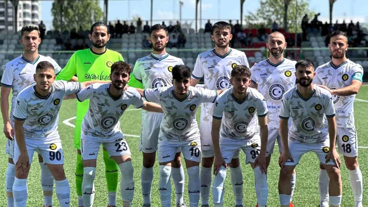 Aksaray Gençlikspor, Elazığ derbisinde 4-0 galip geldi