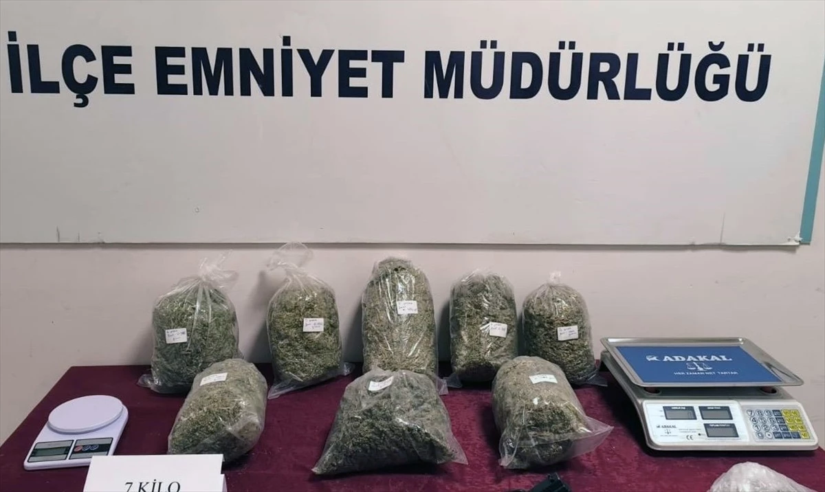 Gaziantep’te uyuşturucu operasyonu: 3 zanlı gözaltına alındı