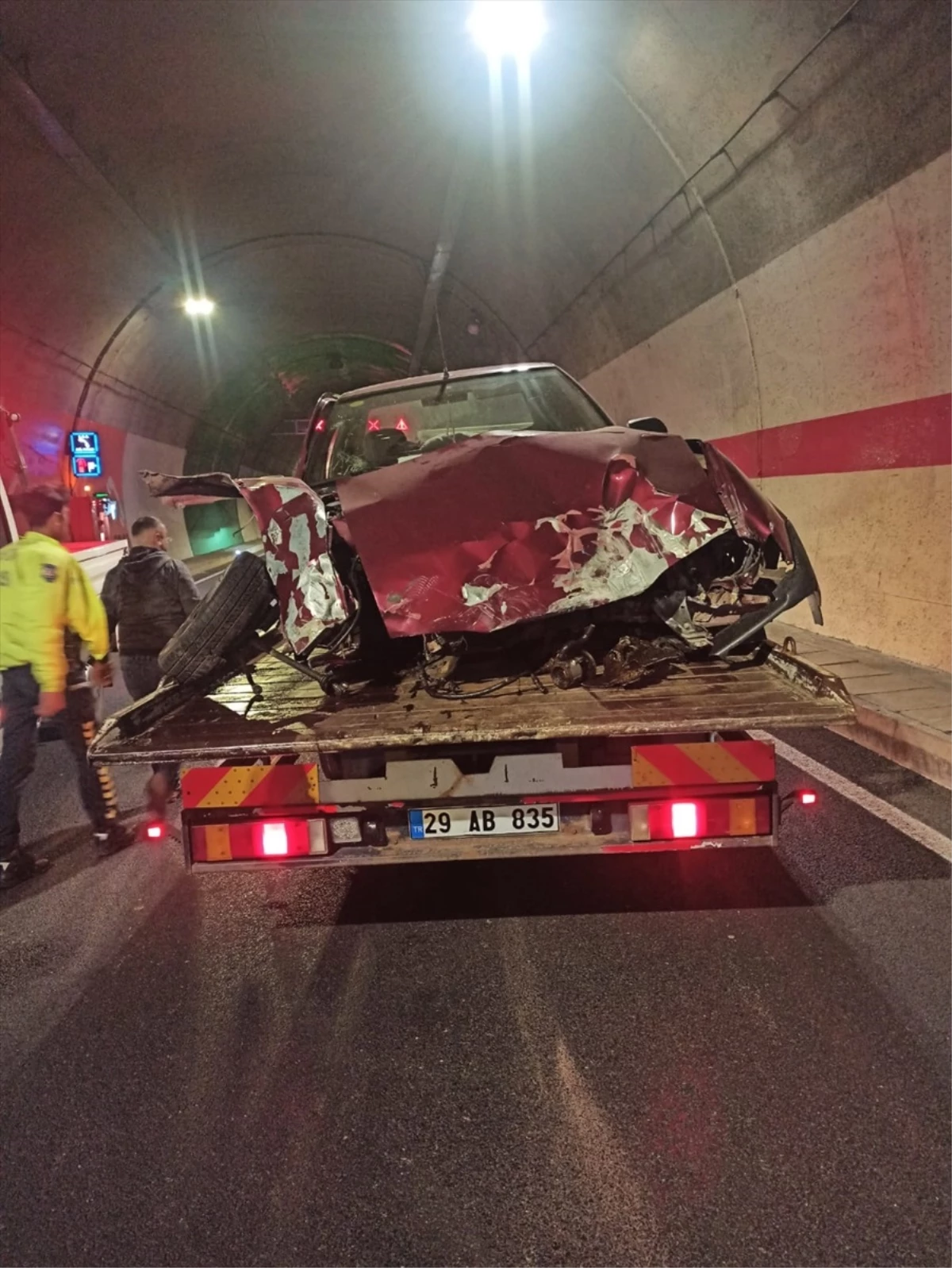 Gümüşhane'de Zigana Tüneli'nde Otomobil Kazası: Sürücü Hayatını Kaybetti