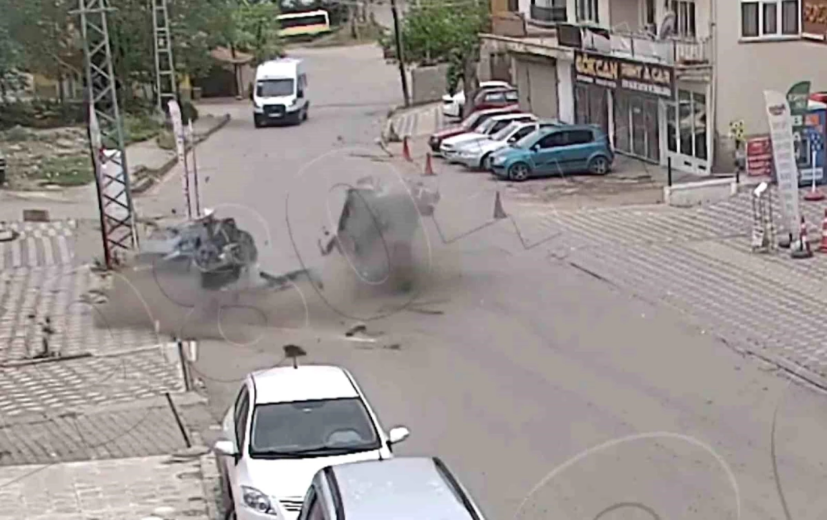 Kırıkkale’de Otomobil ile Cipin Kafa Kafaya Çarpıştığı Kazada Sürücü Hayatını Kaybetti