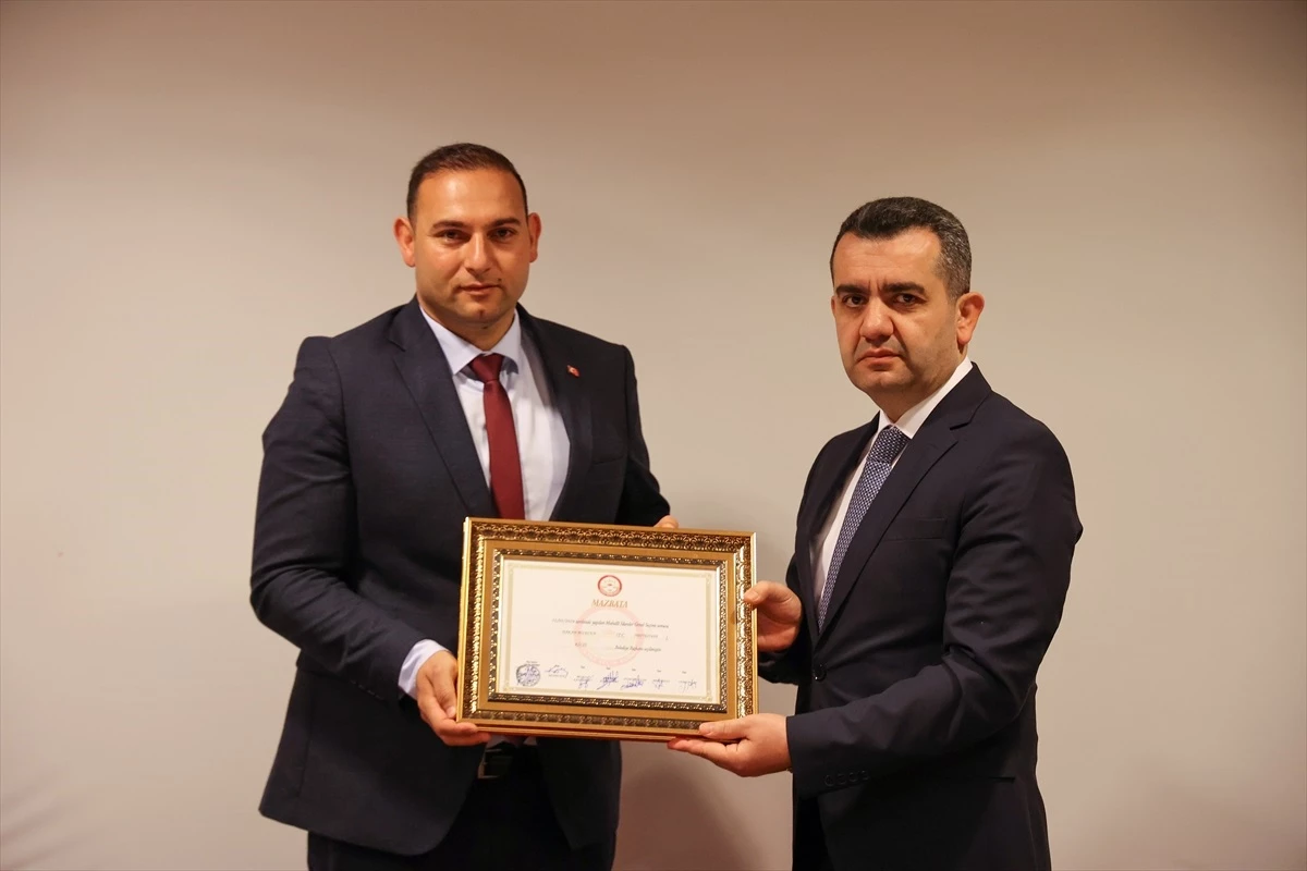 CHP’li Hakan Bilecen Kilis Belediye Başkanı olarak mazbatasını aldı