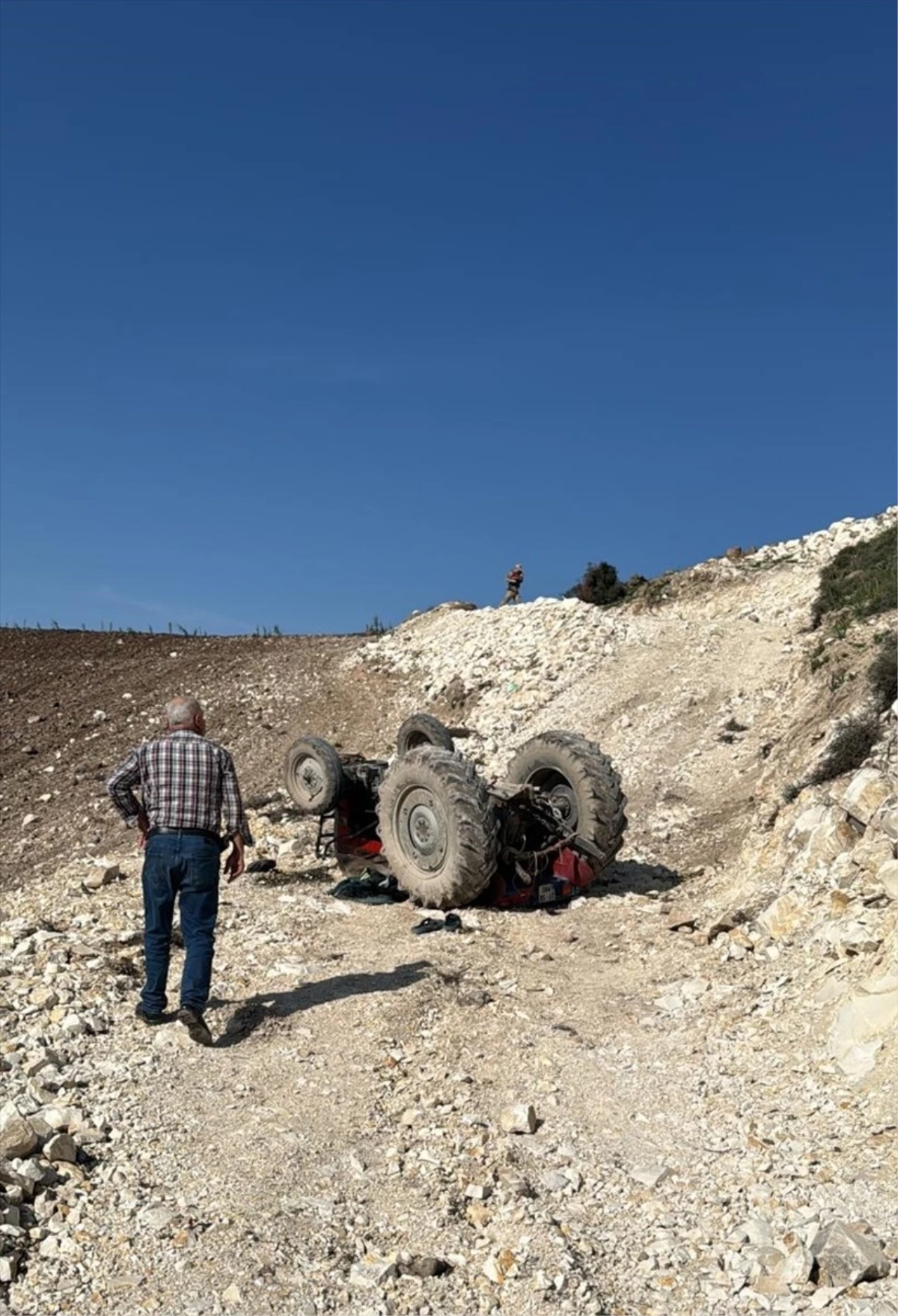 Kilis'te traktör kazası: Sürücü hayatını kaybetti