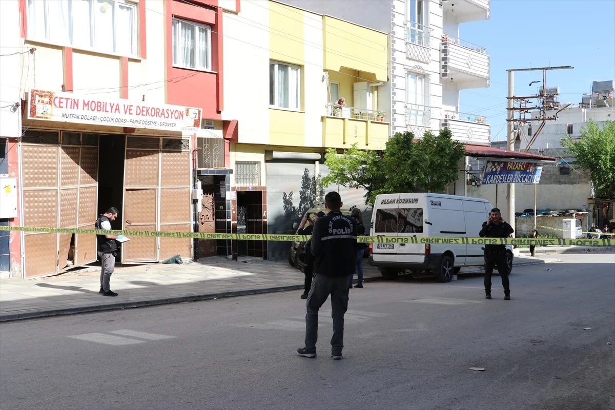 Kilis’te Hafif Ticari Araç Yayalara Çarptı: 1 Ölü, 2 Yaralı