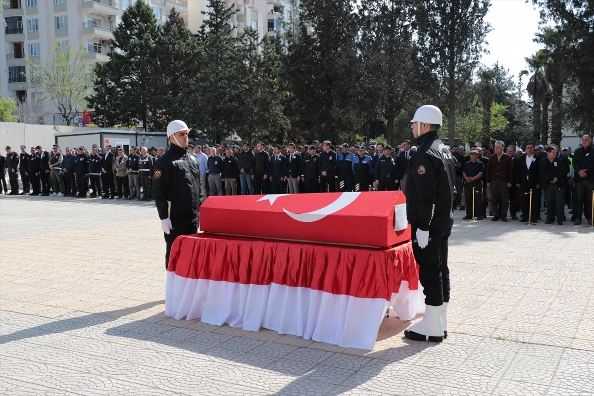 Kilis’te Kalp Krizi Sonucu Hayatını Kaybeden Polis Memuru Oğuz Kıraç’ın Cenazesi Kahramanmaraş’a Uğurlandı