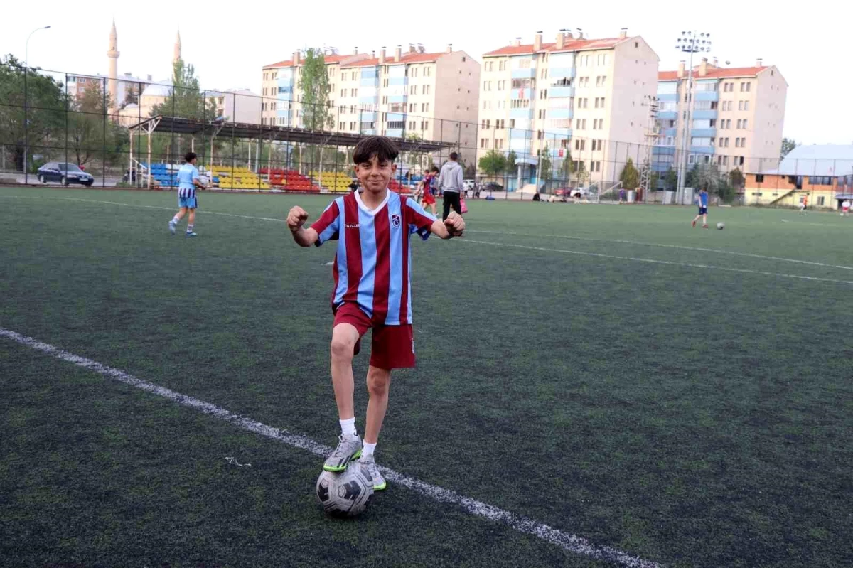 Oltu’dan geleceğin futbol yıldızı: Saldıray Berk Aykut