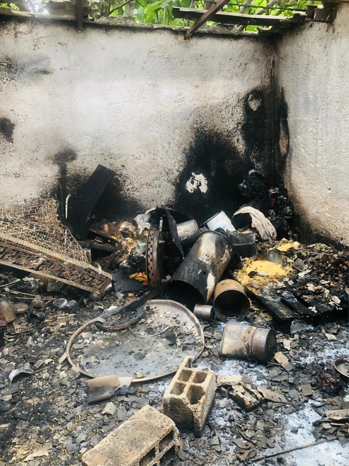 Şanlıurfa’da evde çıkan yangında 1 kişi hayatını kaybetti