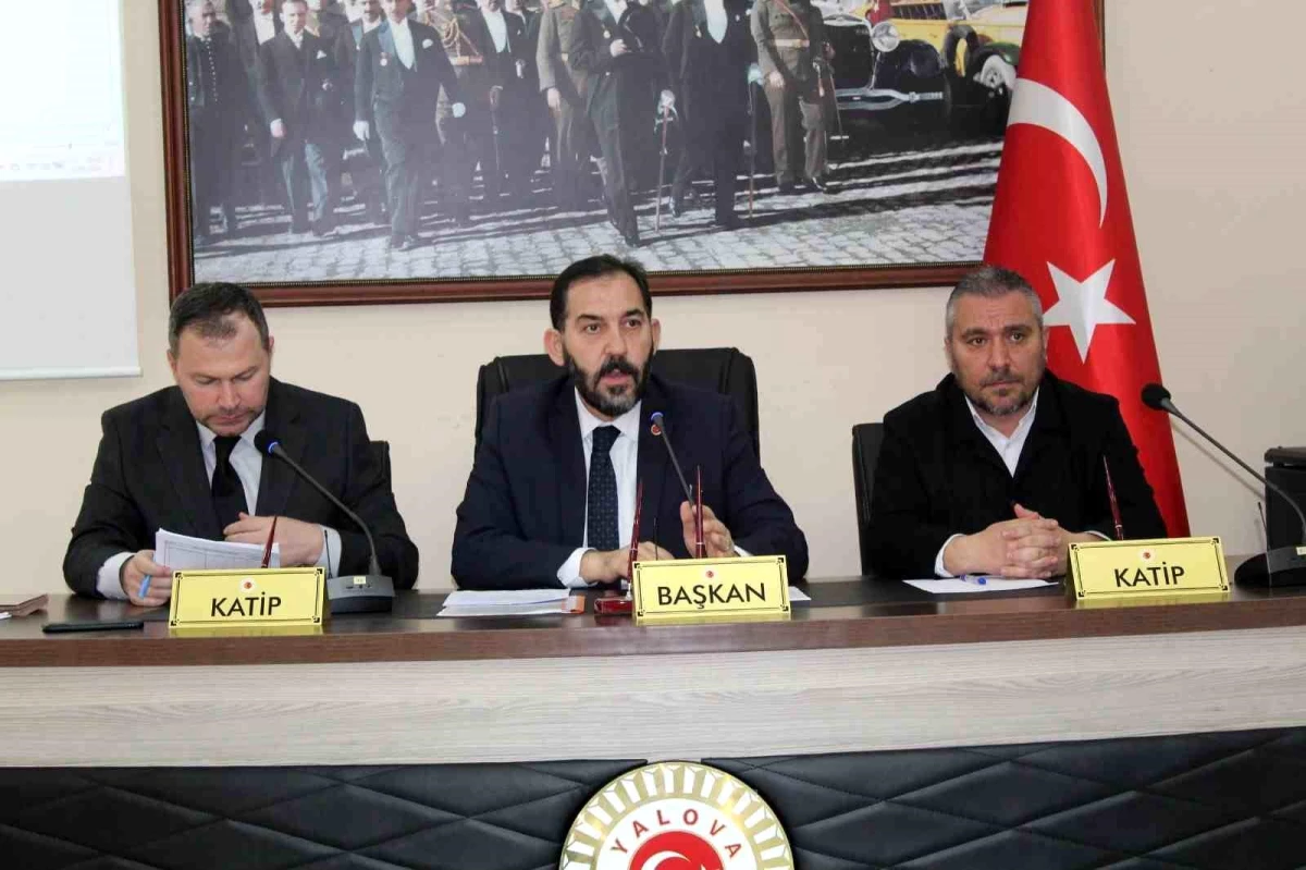 Yalova İl Genel Meclisi'nde Hasan Soygüzel yeniden başkan seçildi