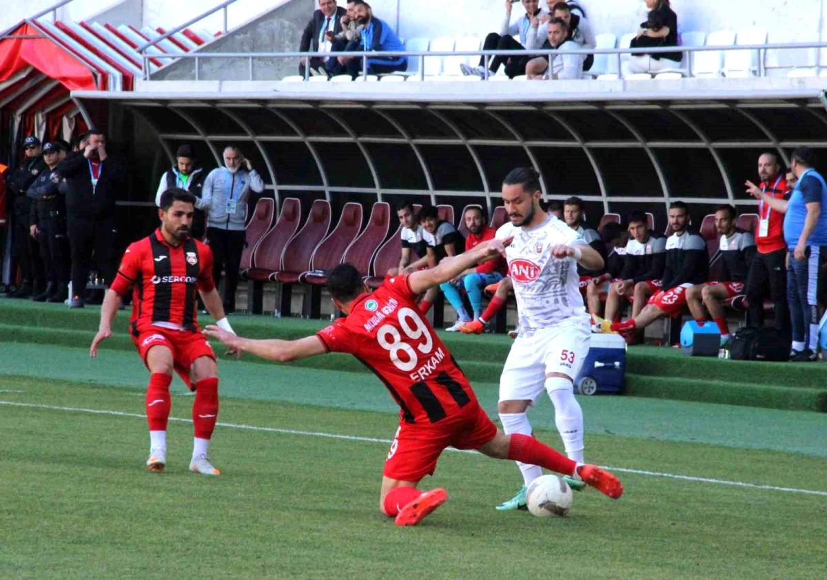 Karaman FK, GMG Kastamonuspor'a 3-0 mağlup oldu