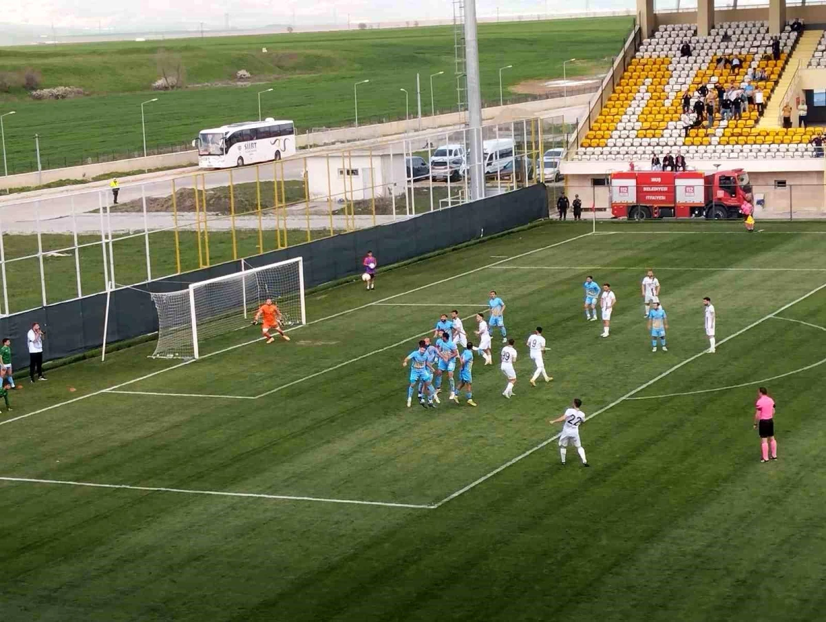 1984 Muşspor, Siirt İl Özel İdare Spor’u 3-0 mağlup etti