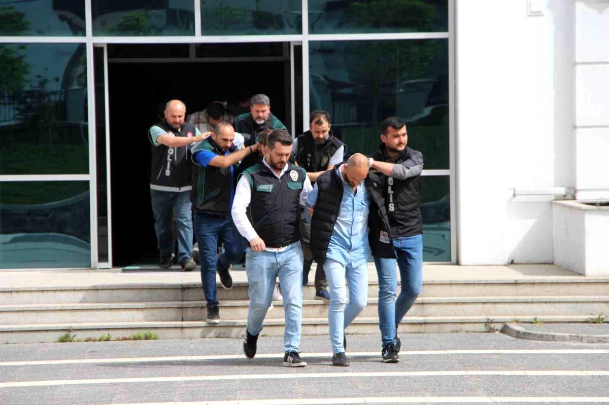 Trabzon'da Uyuşturucu Operasyonu: 6 Şahıs Yakalandı