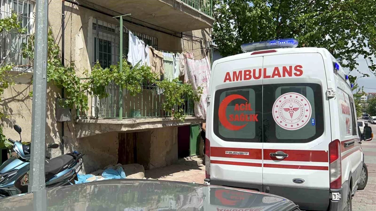 Uşak'ta 55 yaşındaki yalnız yaşayan kadın evinde ölü bulundu