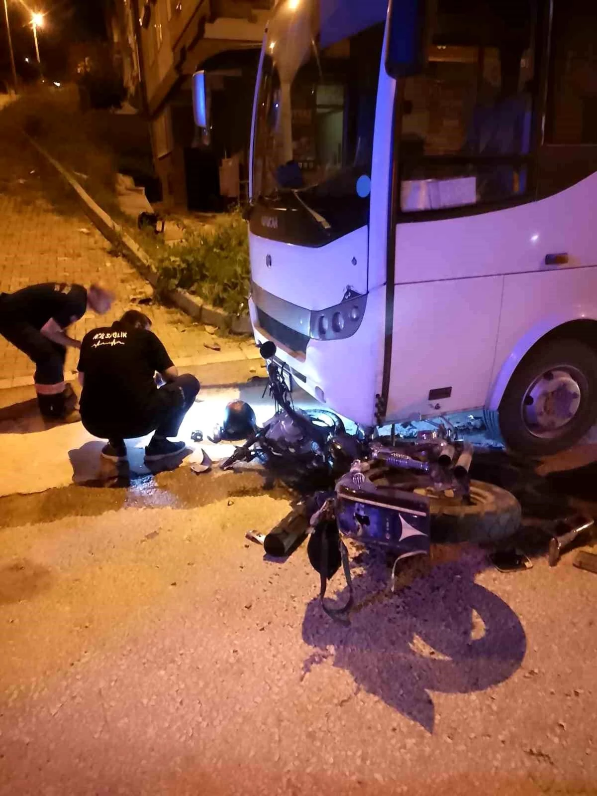 Yalova'da ciple motosiklet çarpışması: 1 yaralı