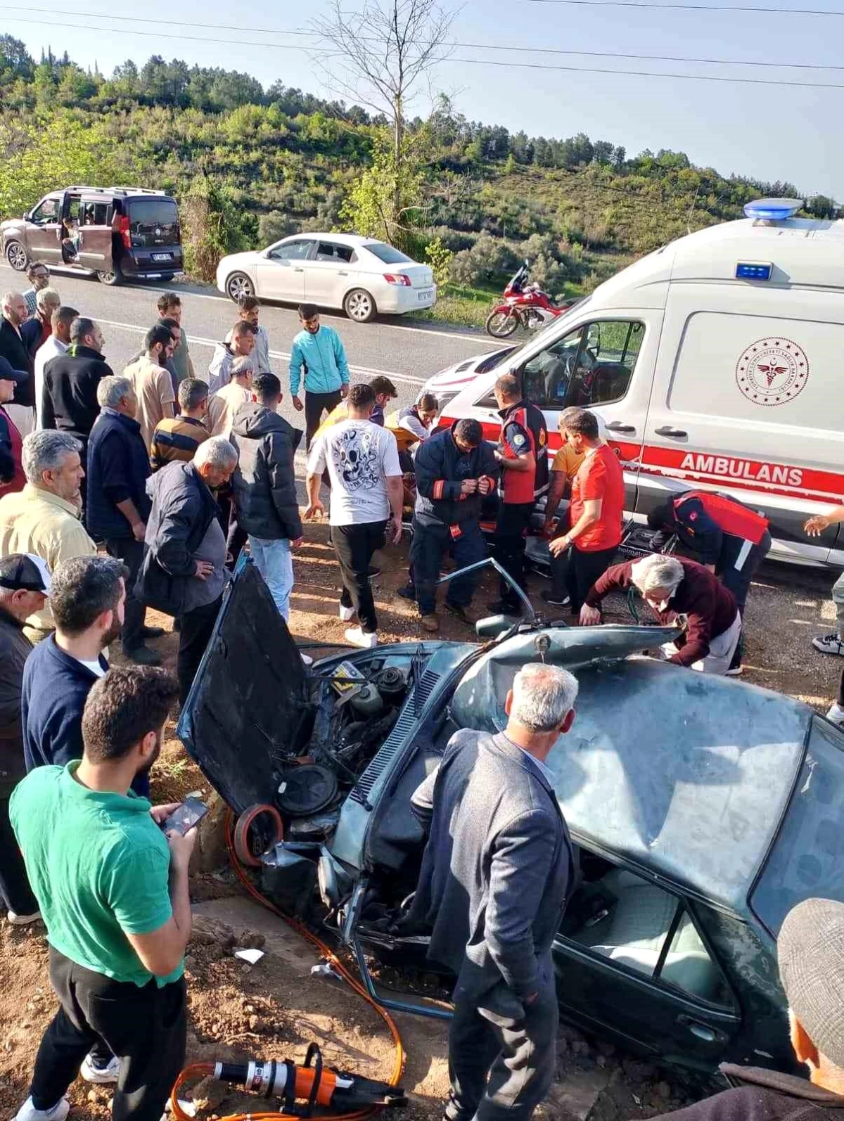 Yalova’da Otomobil Takla Attı, Sürücü Yaralandı