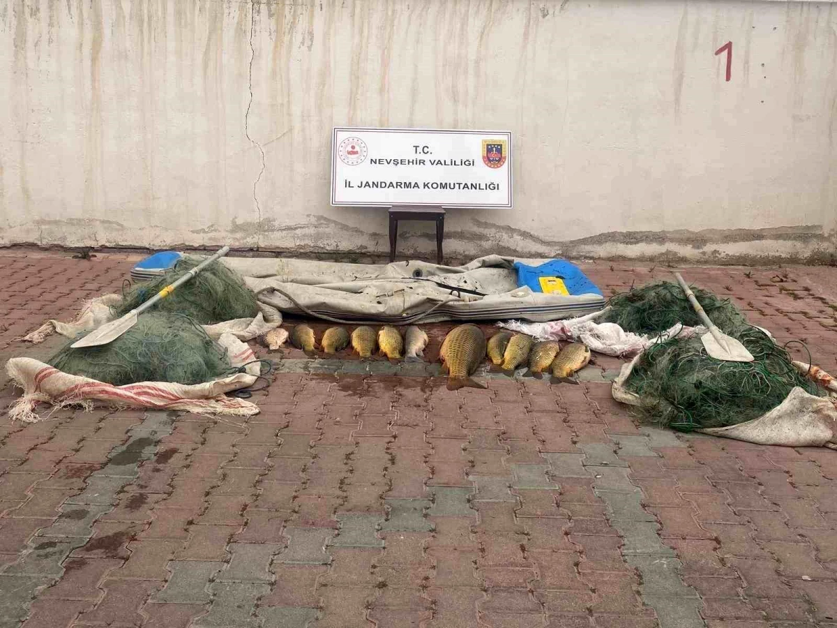 Nevşehir'de Yasak Yöntemlerle Balık Avlayan 4 Kişi Yakalandı