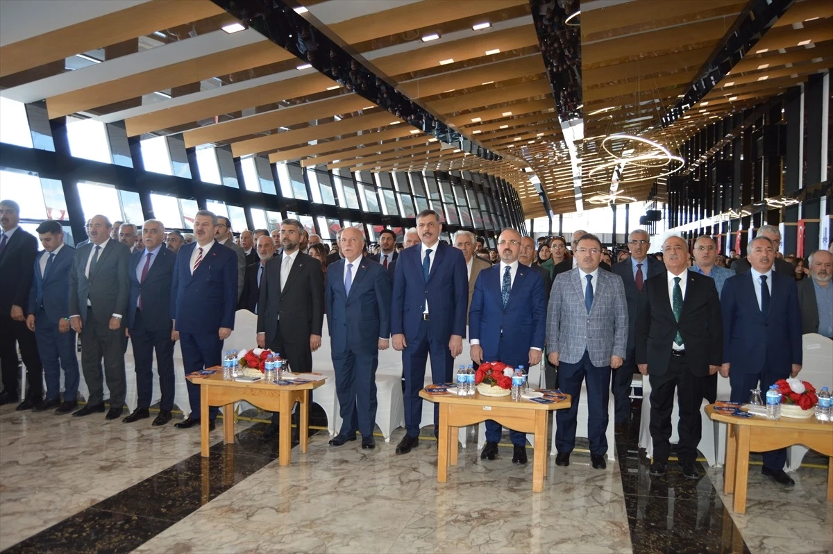 Erzurum’da 6. Doğu Anadolu Erzurum Kitap Fuarı açıldı