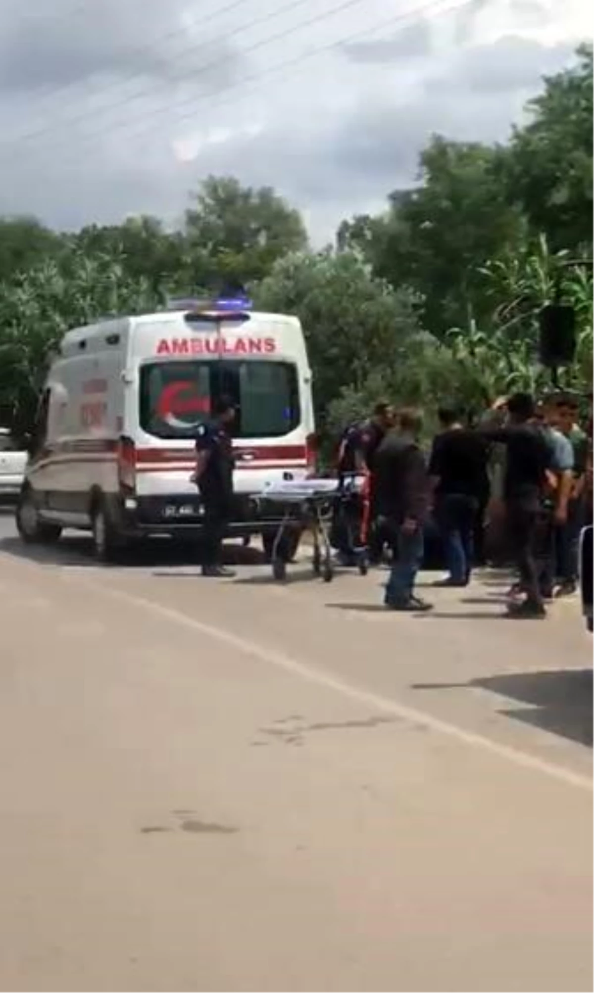 Antalya’da motosiklet kazası: 2 kişi yaralandı