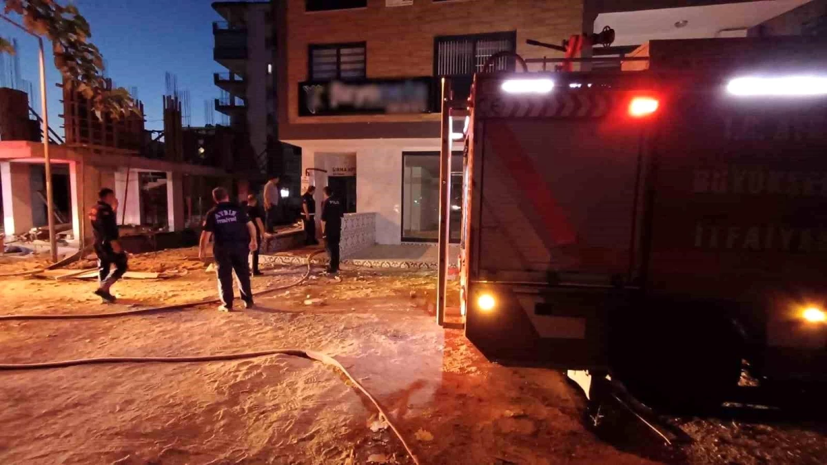 Aydın'da bir apartmanın asansör dairesinde yangın çıktı