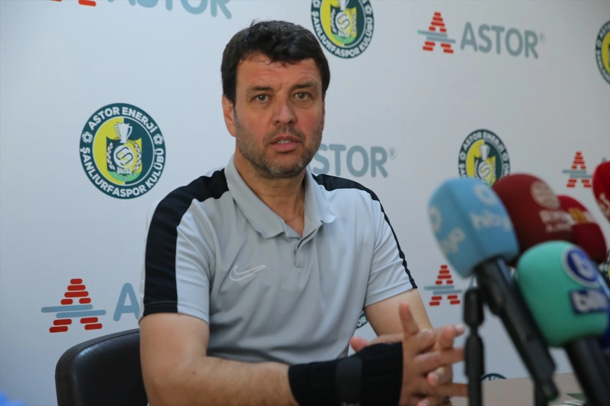ASTOR Enerji Şanlıurfaspor Teknik Direktörü Cihat Arslan: 'Ligde Bırakma Motivasyonumuz Var'