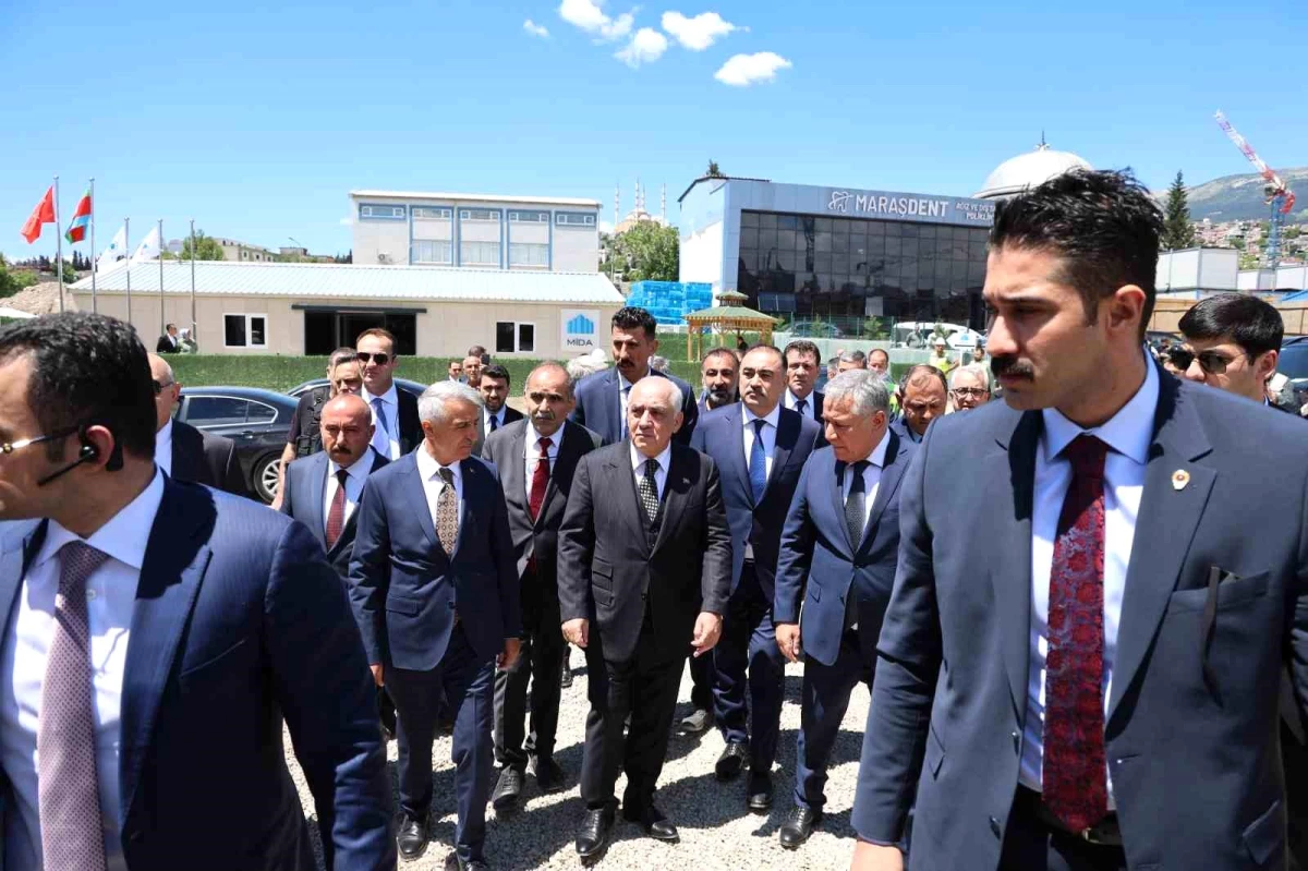 Azerbaycan Başbakanı Ali Asadov, Kahramanmaraş’ta inşaat alanını inceledi