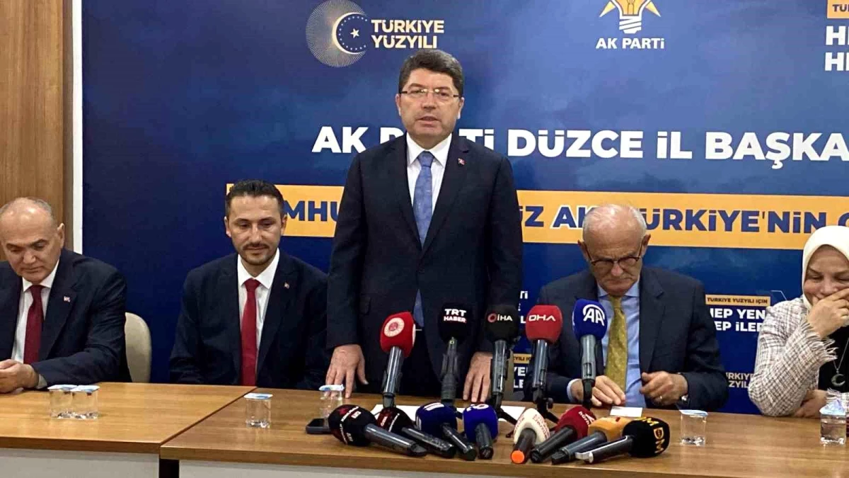 Adalet Bakanı Yılmaz Tunç, Yeni Anayasa Çalışmalarını Değerlendirdi