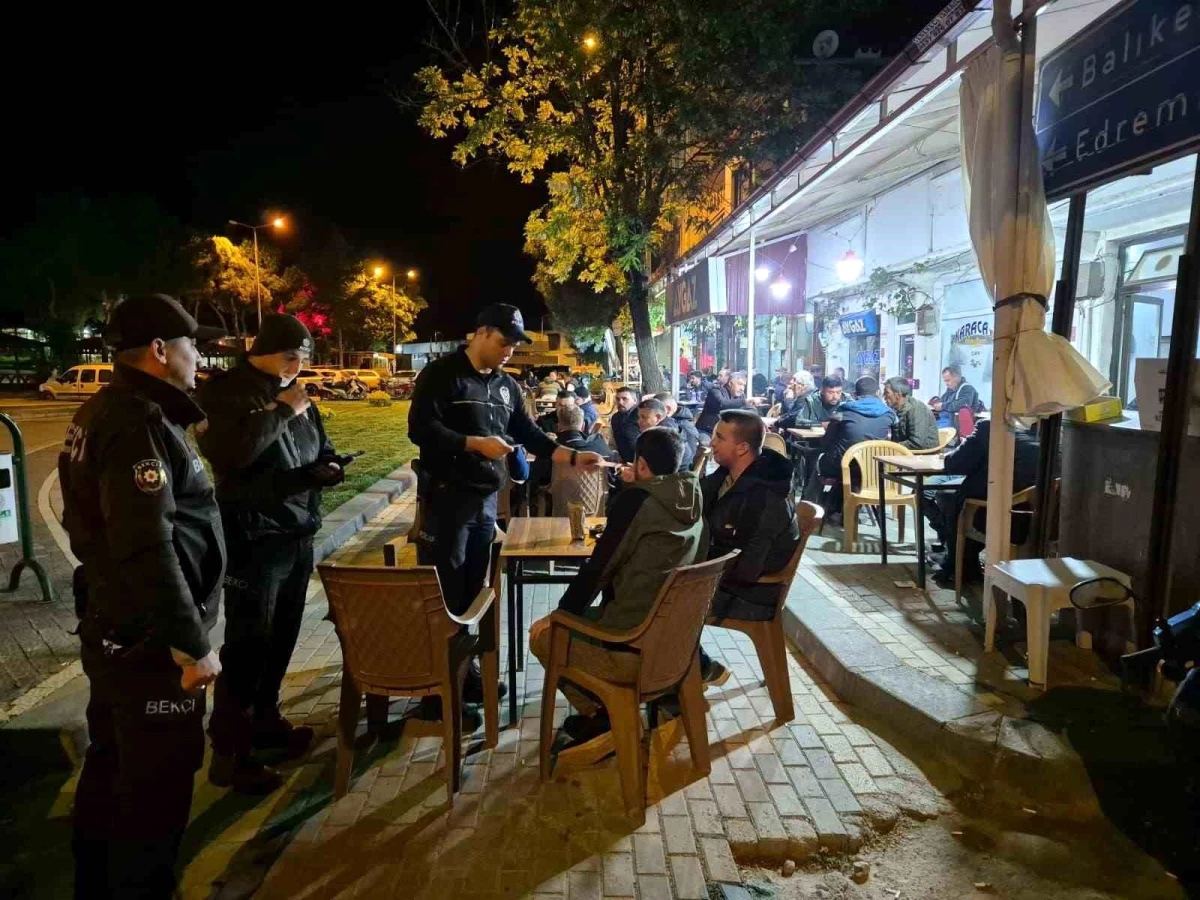 Balıkesir'de Asayiş ve Trafik Denetimi: 10 Kişi Yakalandı, 23 Araç Trafikten Men Edildi