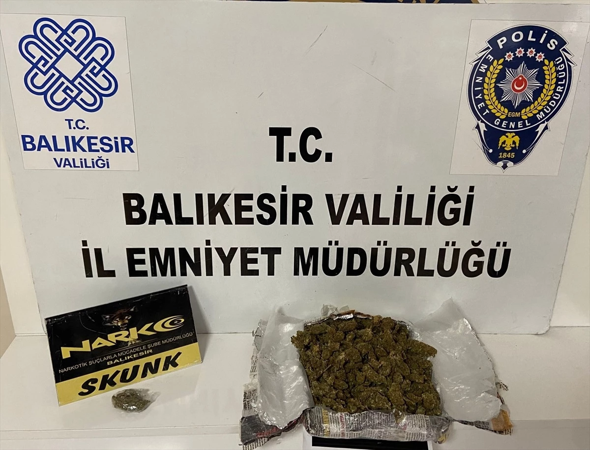 Balıkesir’de Uyuşturucu Operasyonu: 2 Zanlı Gözaltına Alındı