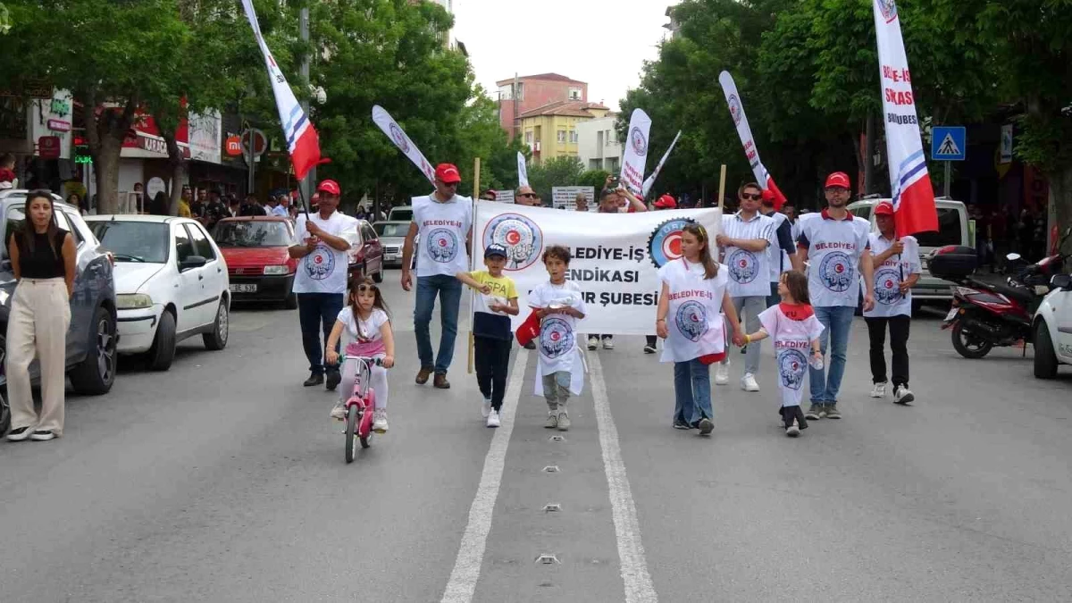 Burdur’da 1 Mayıs Emek ve Dayanışma Günü Kutlamaları