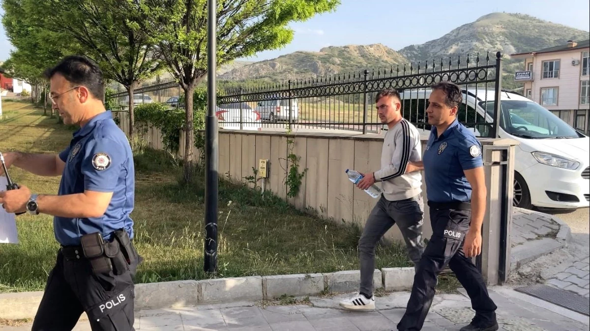 Burdur'da Yaşlı Adamın Cüzdanını ve Telefonunu Gasp Eden Şüpheli Tutuklandı