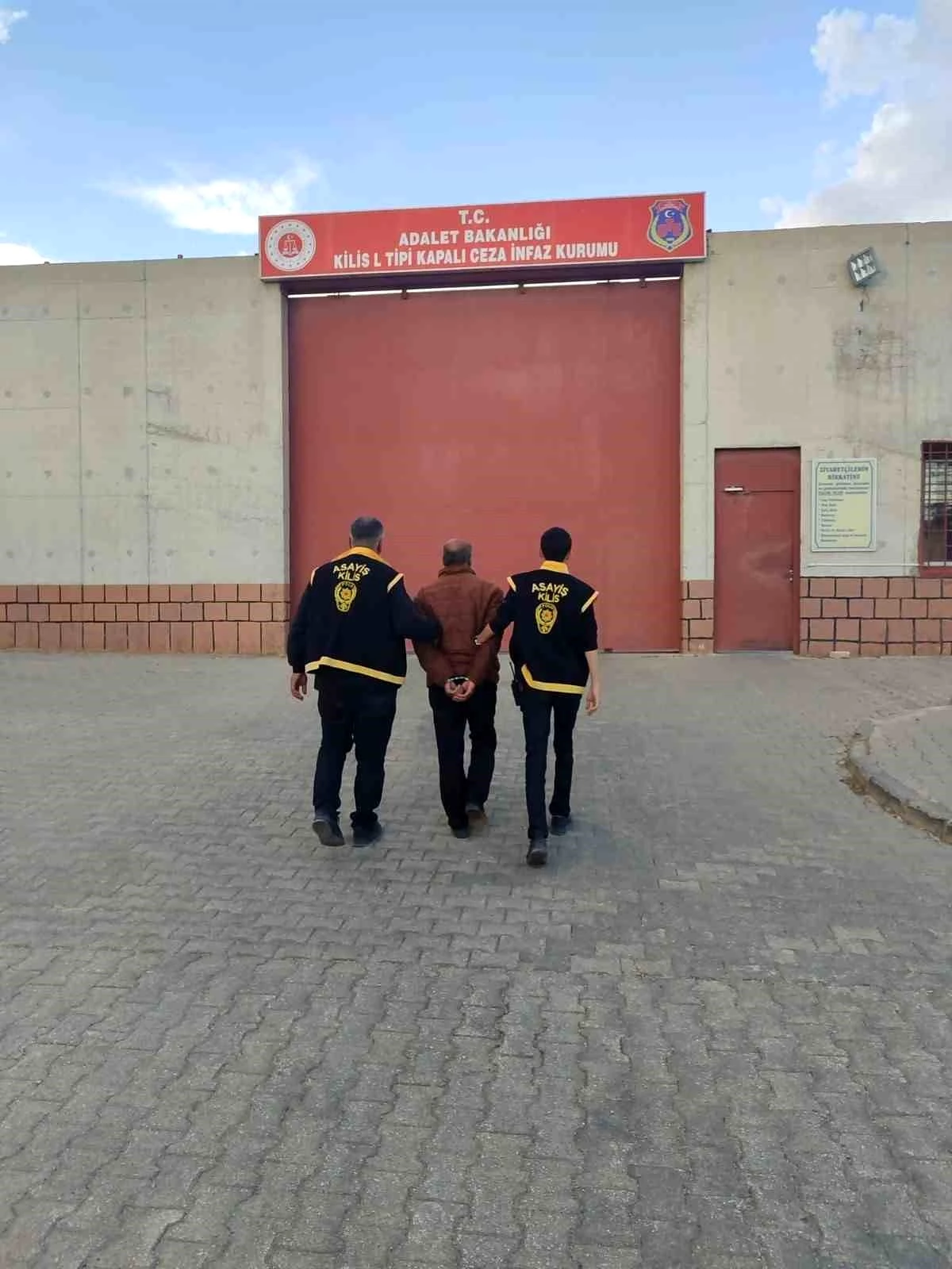 Kilis’te 25 Yıl Hapis Cezası Olan Zanlı Yakalandı