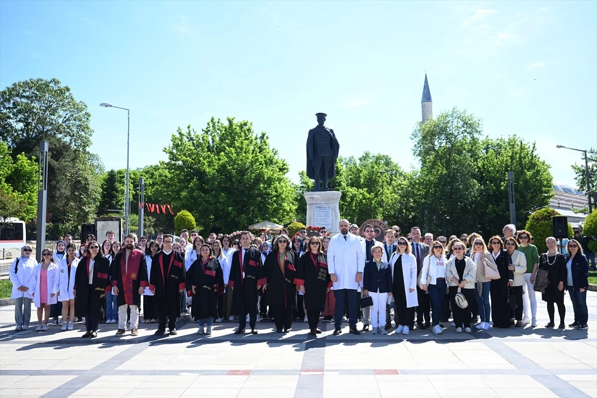 Edirne'de 14 Mayıs Eczacılık Günü Töreni Düzenlendi