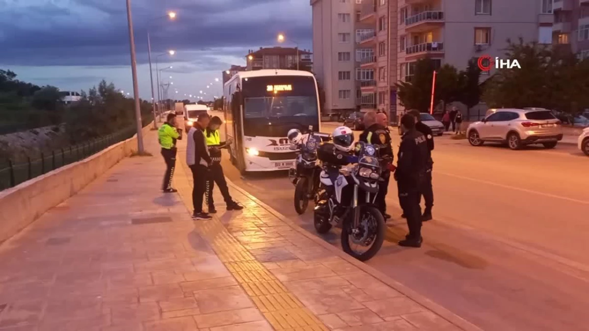 Edirne'de alkollü minibüs şoföründen şaşırtan sözler: 'Ehliyetime el konulması çok iyi oldu'