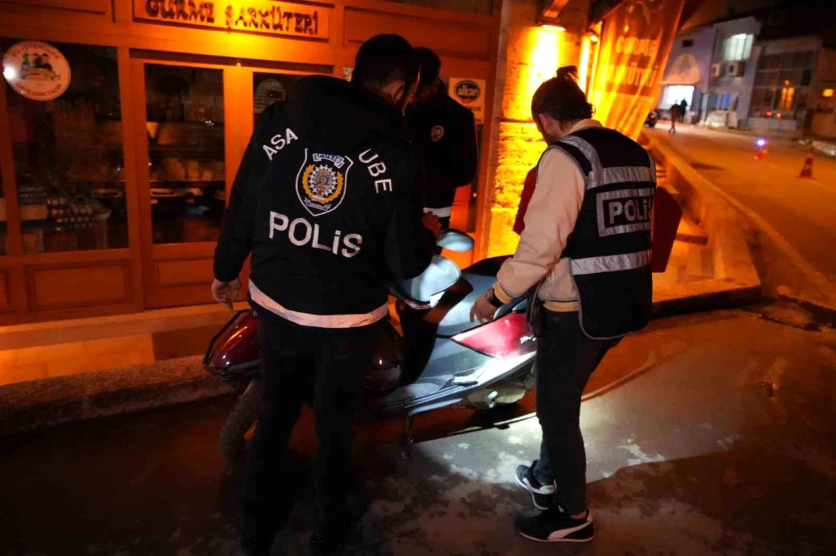 Edirne’de Motokuryenin Sipariş Sepetinde Uyuşturucu Bulundu