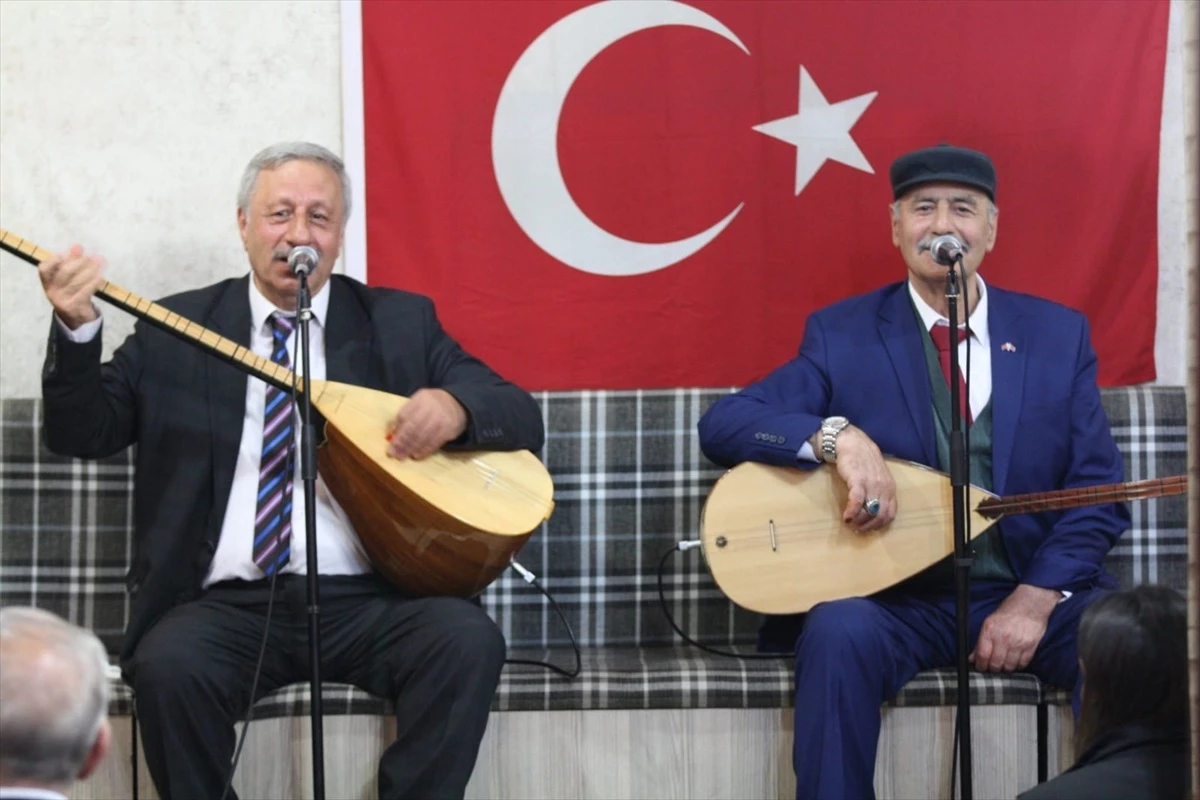 Erzurum’da Aşıklık Geleneği Konulu Söyleşi Düzenlendi