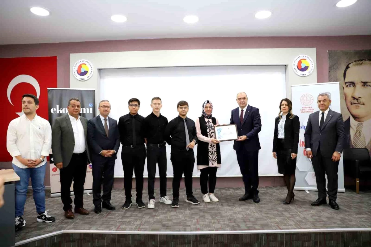 Eskişehir’de Gençlik İnovasyon Ödülleri Töreni Gerçekleştirildi