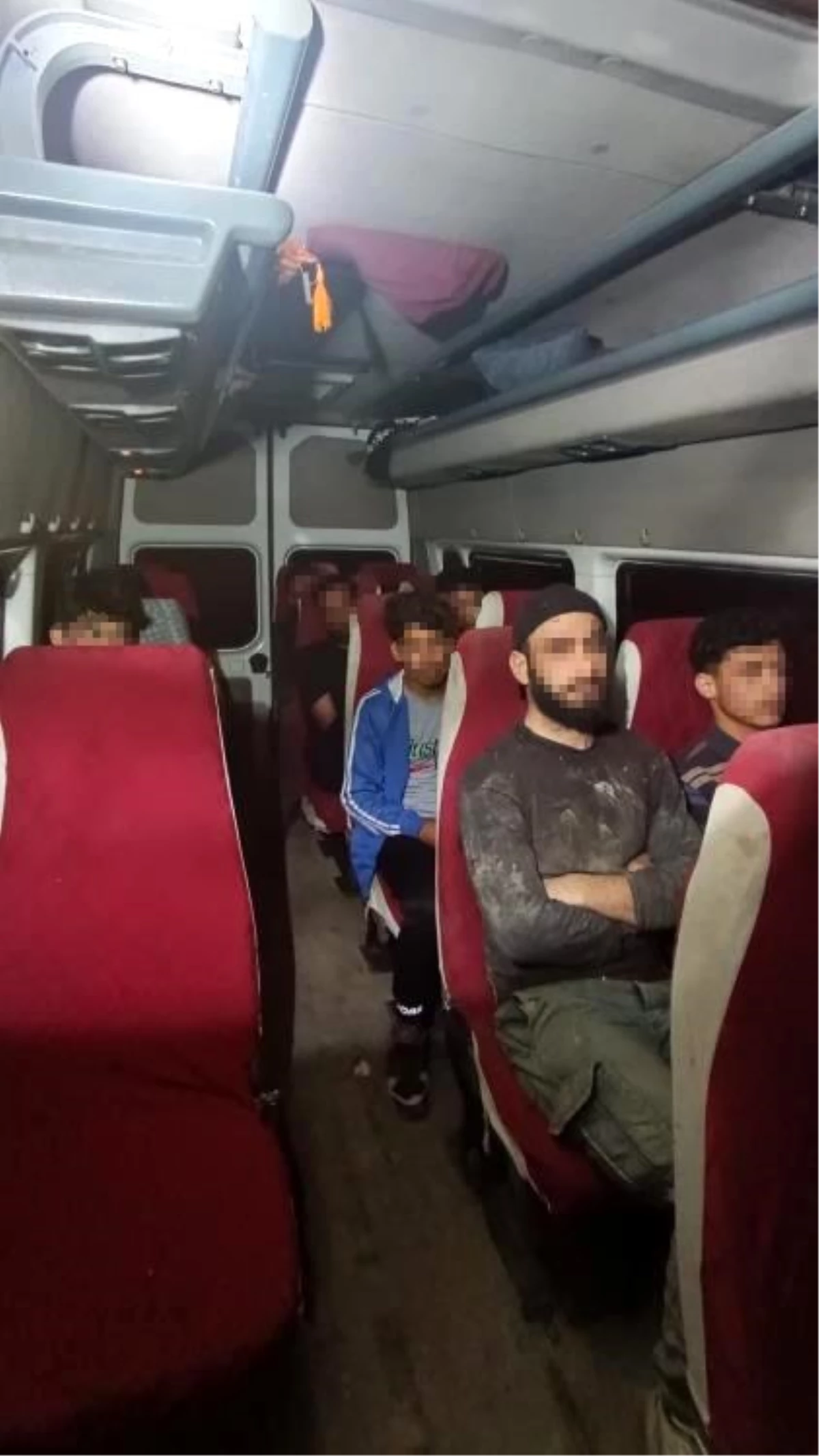 Hatay'da 11 kaçak göçmen yakalandı