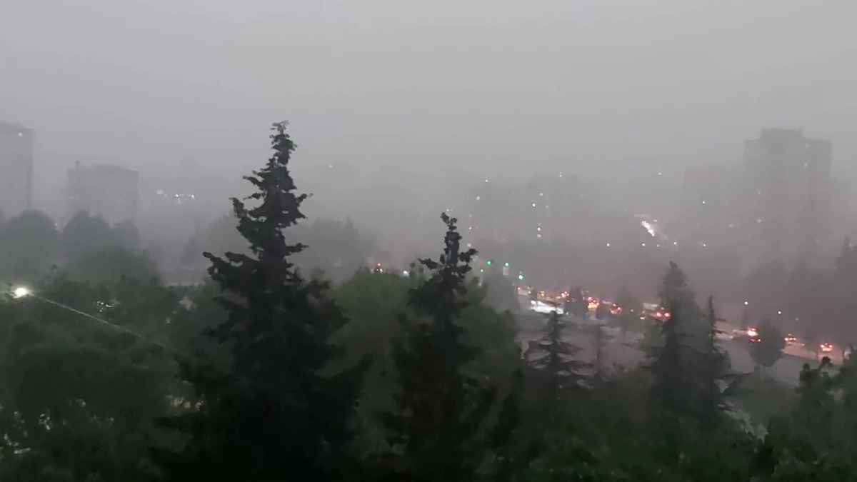 İstanbul ve çevresinde gök gürültülü yağış etkili oldu
