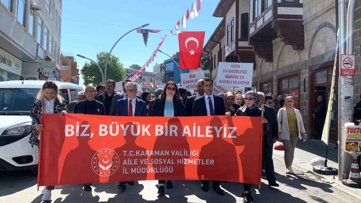 Karaman'da 'Ailemiz İstikbalimiz' Temalı Yürüyüş Düzenlendi