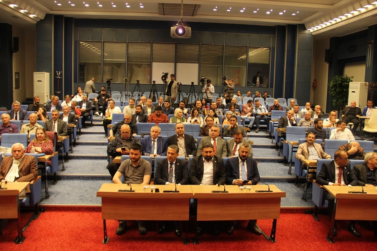 Kayseri Gazeteciler Cemiyeti Olağan Genel Kurulu'nda Başkan Metin Kösedağ Yeniden Seçildi