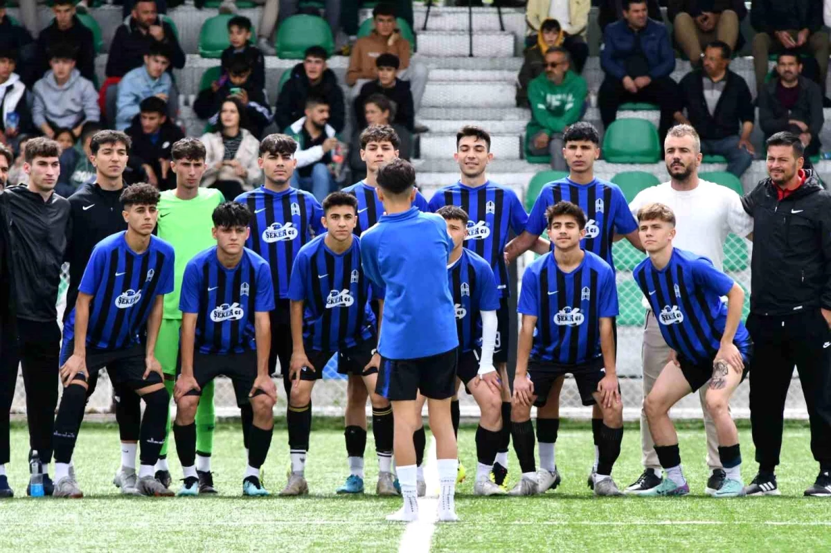 Erciyesgücü FK U17, Talas Anayurtspor'u yenerek finale yükseldi