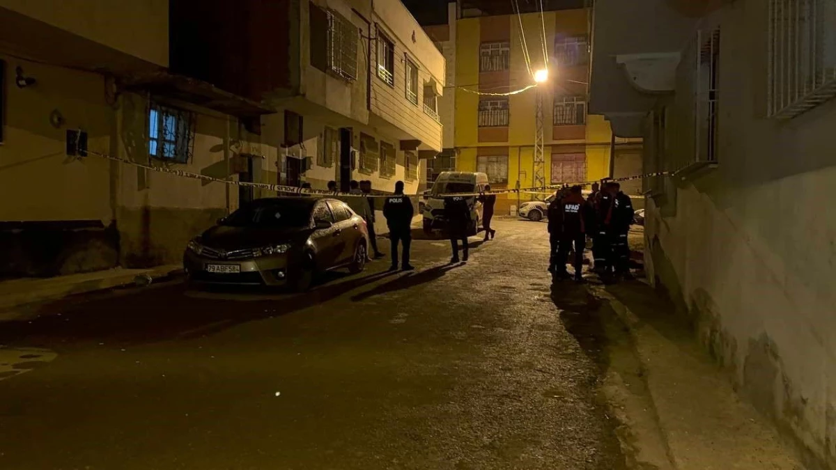 Kilis'te bir evde baba, anne ve 3 çocuk ölü olarak bulundu
