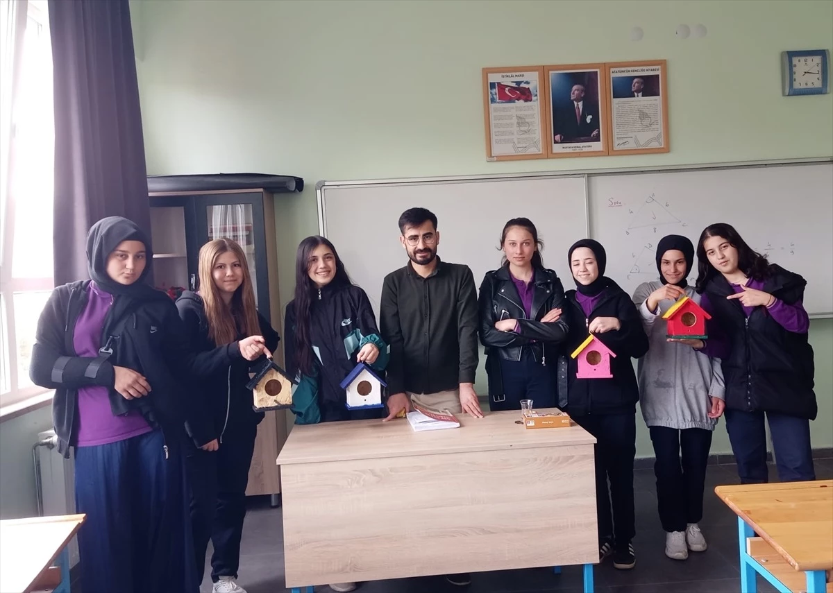 Konya’da Lise Öğrencileri Kuş Yuvaları Yaptı