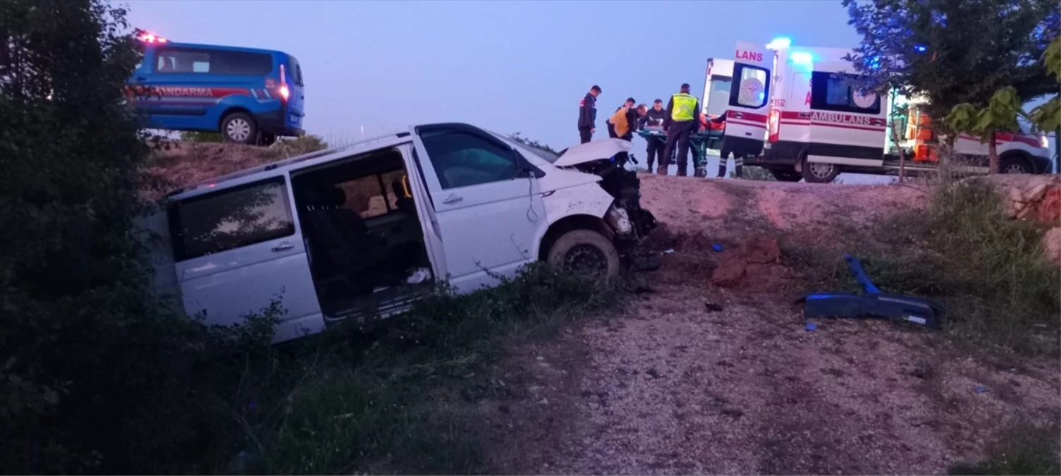 Konya’da trafik kazası: 2 kişi yaralandı